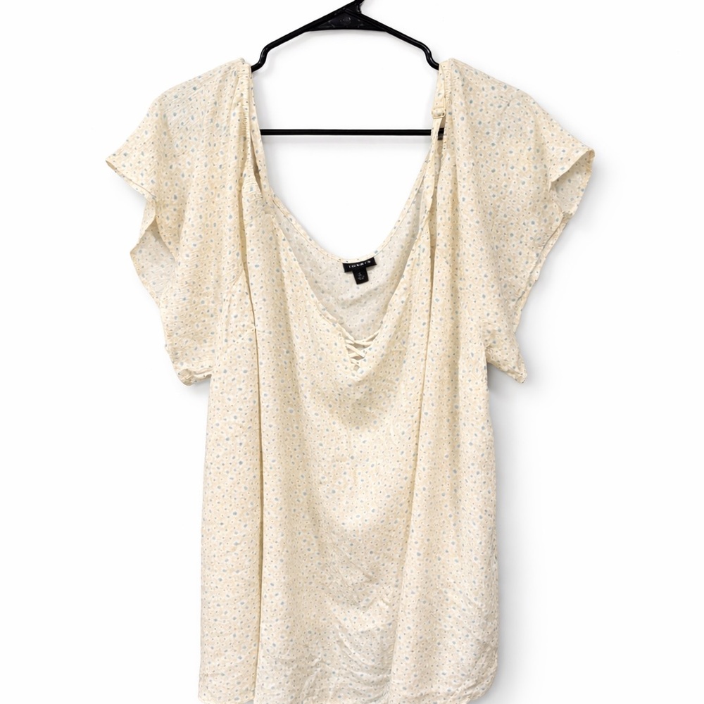 Torrid Cream Floral Drape Neck Blouse Size 4